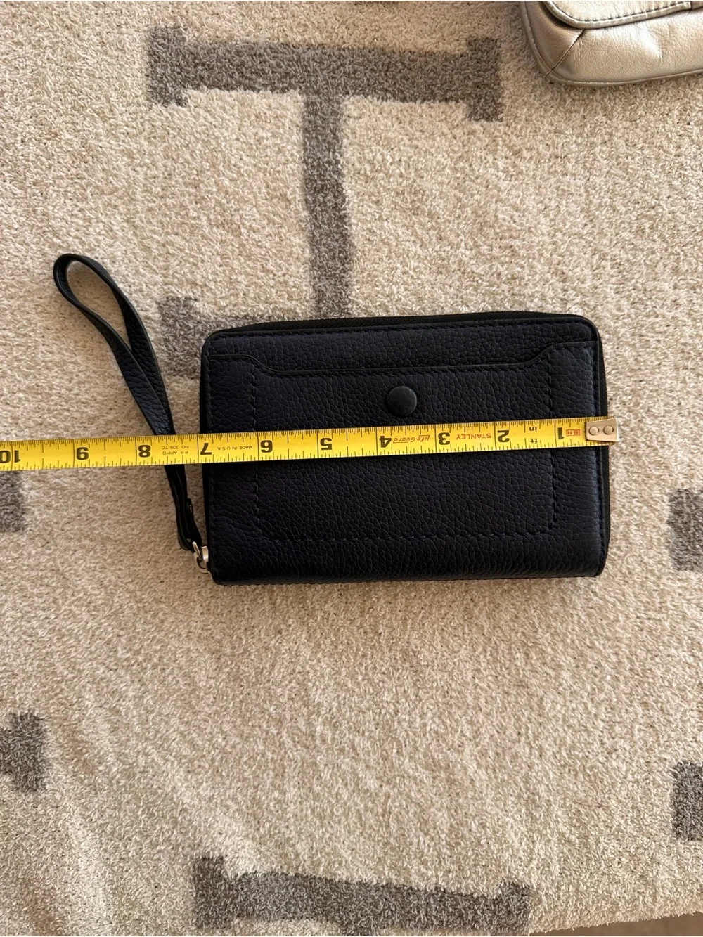 Marc Jacobs compact wristlet